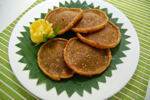 Kue Cucur Bersarang