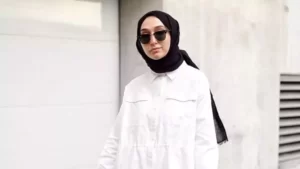 OOTD hitam putih 2023