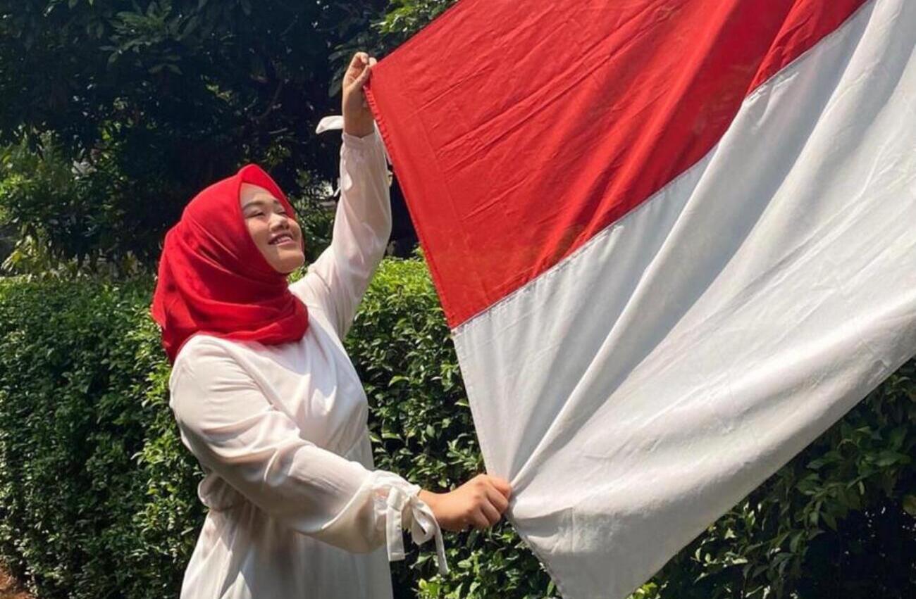 ootd hijab merah putih (1)