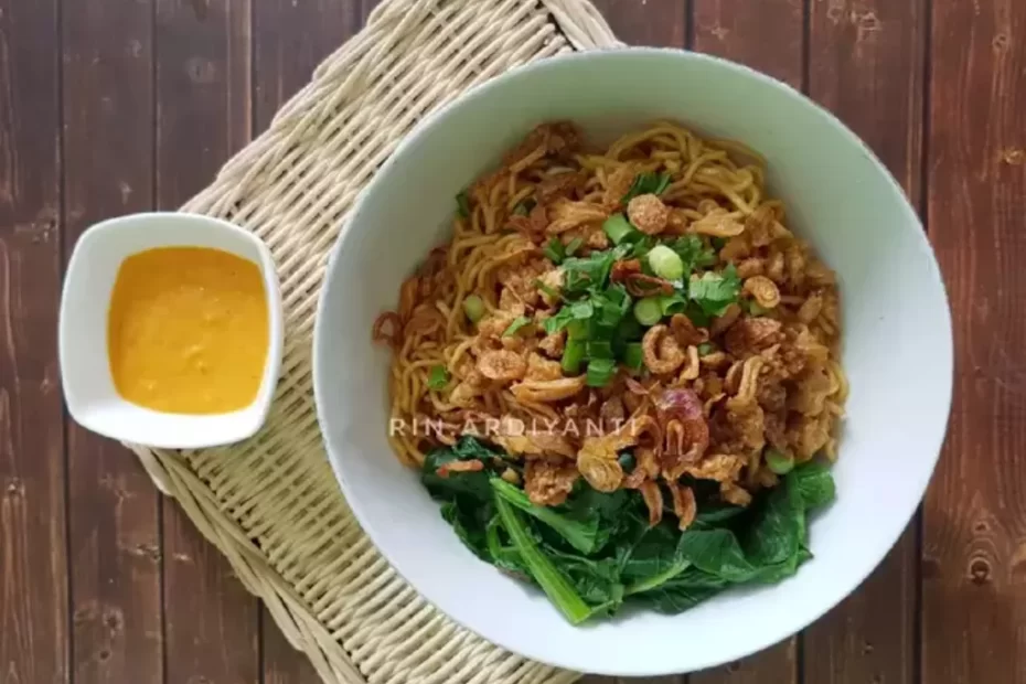 Mie Yamin Ayam Jamur1