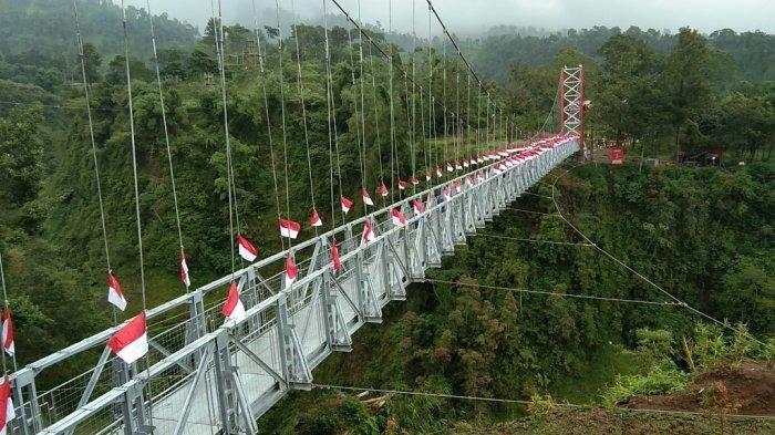 Jembatan Gantung dan Gondola Girpasang2