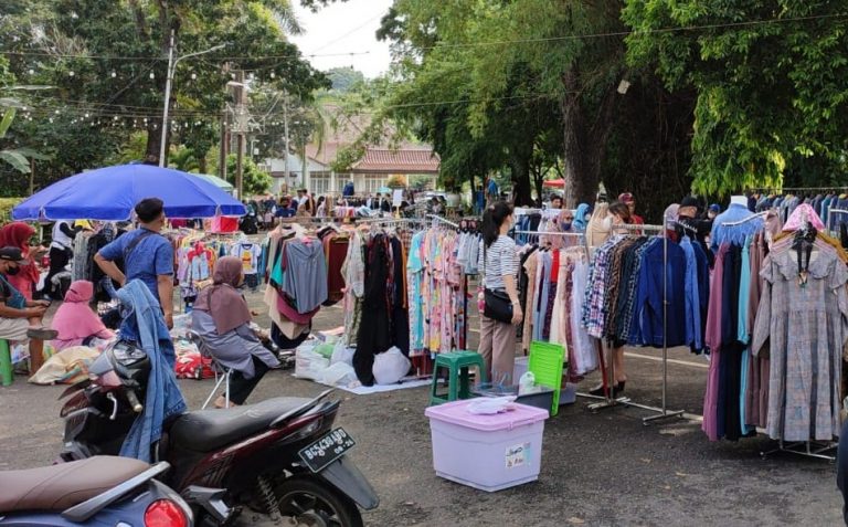Taman Kambang Iwak
