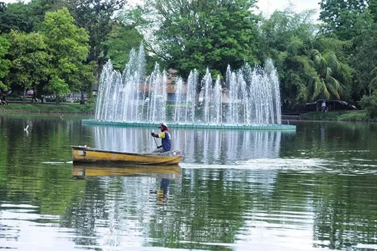 Taman Kambang Iwak3