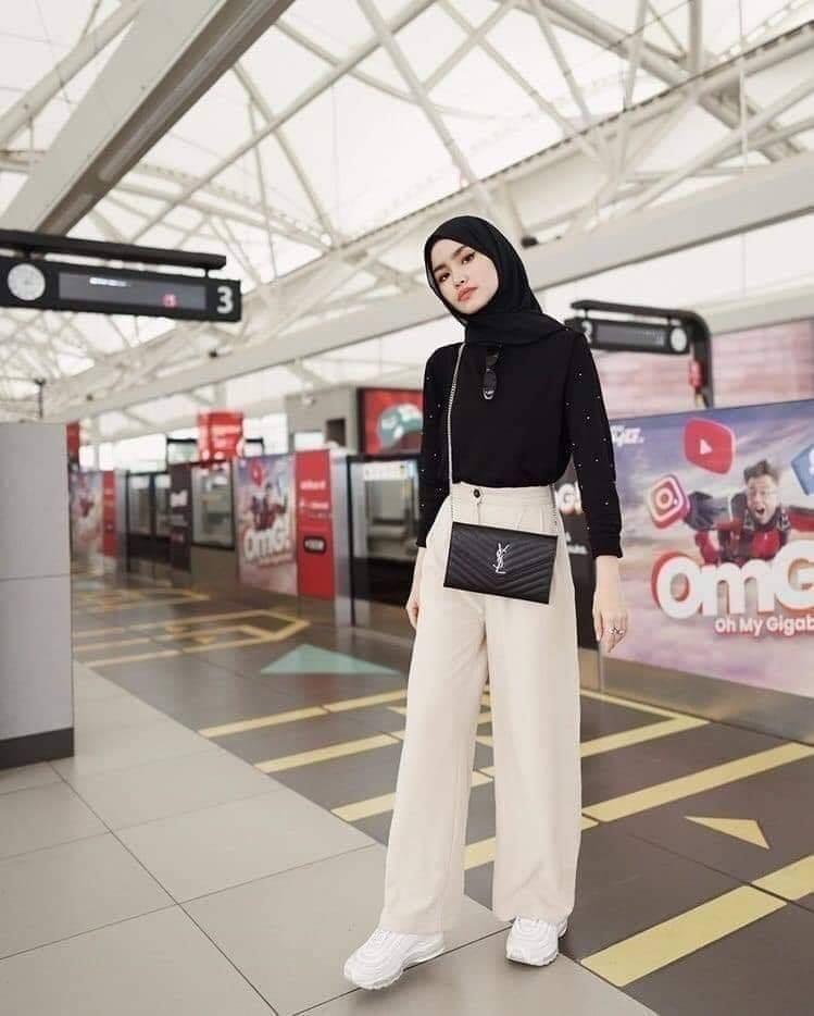 Inspirasi outfit hitam1