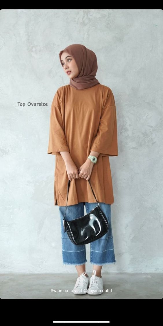OOTD Kaos Oversize Hijab1