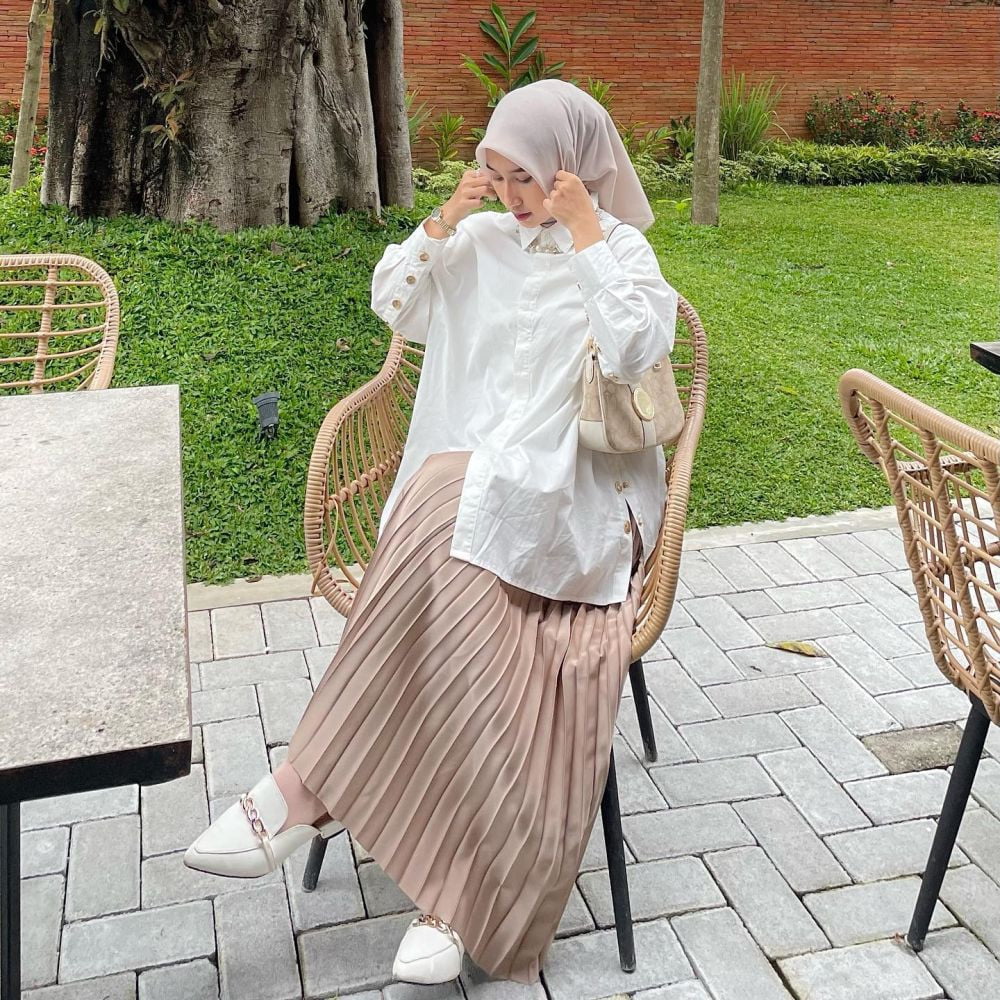 OOTD Kondangan Rok Plisket1