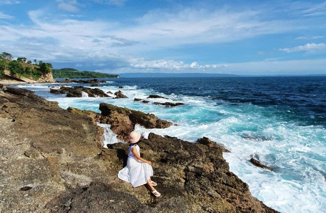 Wisata Pantai Sawarna1