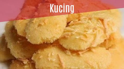 Membuat Kue Lidah Kucing (2)