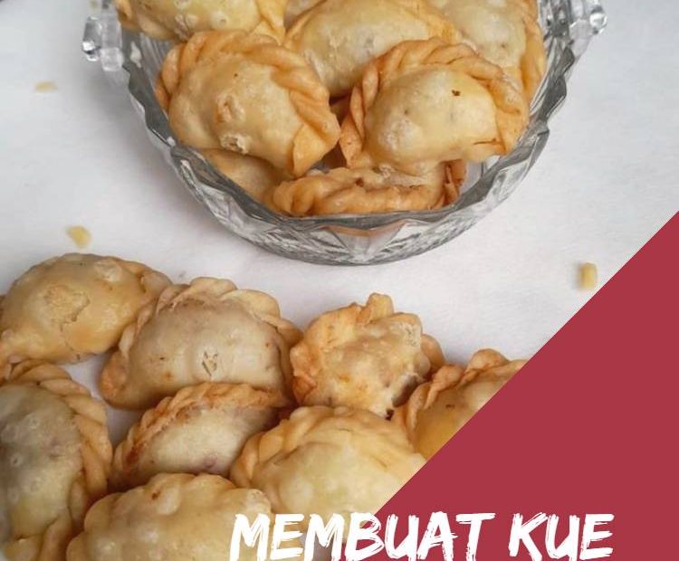 Membuat Kue Pastel Kering Istimewa (2)