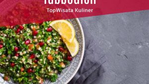 Membuat makanan Tabbouleh (1)