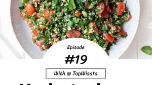 Membuat makanan Tabbouleh (2)
