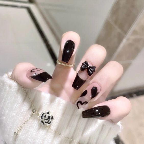 Black Press On Nails