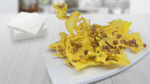 Membuat Peyek Kacang