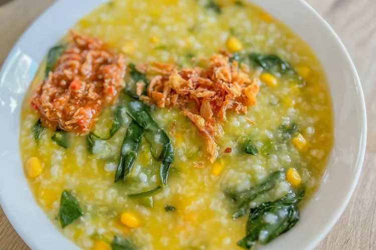 Cara Membuat Bubur Manado Spesial