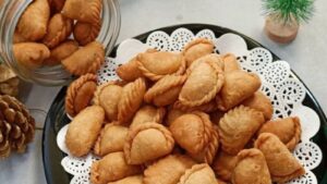 pastel kering isi abon