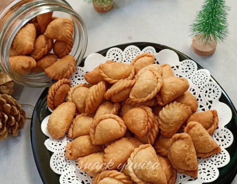 pastel kering isi abon
