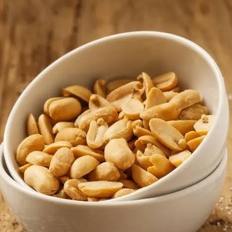 kacang goreng renya