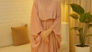 Ide Outfit Kondangan Wanita Hijab yang Stylish dan Elegan Outfit Kondangan Wanita Hijab
