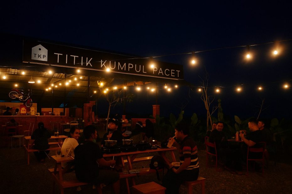 cafe titik kumpul pacet