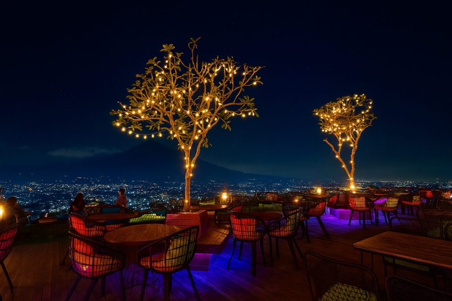 Awang-Awang Sky Lounge & Bar Batu