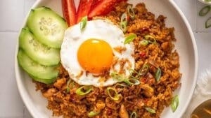 Ide Bekal Anak 5 Hari: Membuat Makanan Sehat dan Menarik Nasi Goreng Sayur23