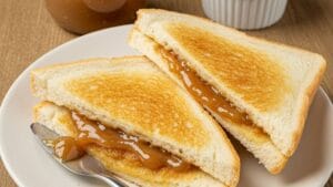 Roti Tawar Selai Kacang