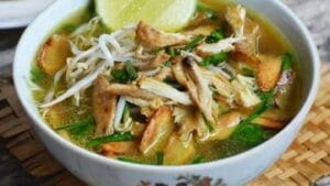 Soto Ayam: Panduan Lengkap untuk Menikmati Hidangan Khas Indonesia Soto Ayam