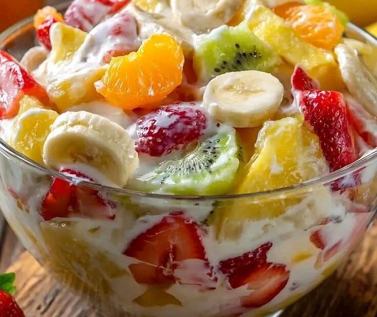 Buah Potong dan Yogurt