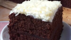 Resep Kue Ulang Tahun Ekonomis: Lezat Tanpa Menguras Kantong Kue Cokelat Ekonomis