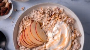 Video : Sarapan Lezat si kecil dengan Muesli Campur Yogurt Muesli Campur Yogurt